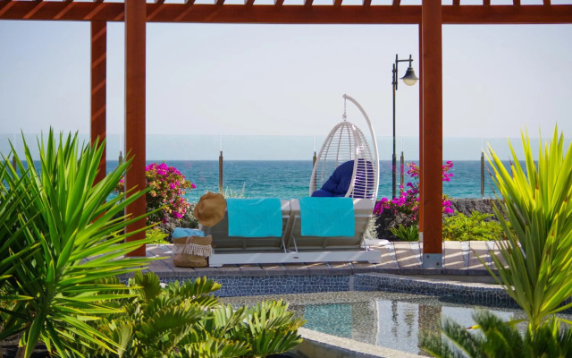 Hotel Lava Beach