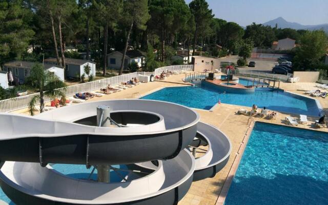 Mobilhomes De Pierrot
