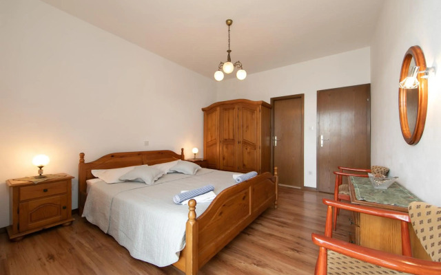 Punta Rata apartment