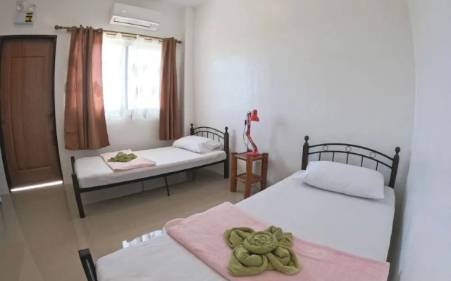 Divers Lodge Plumeria
