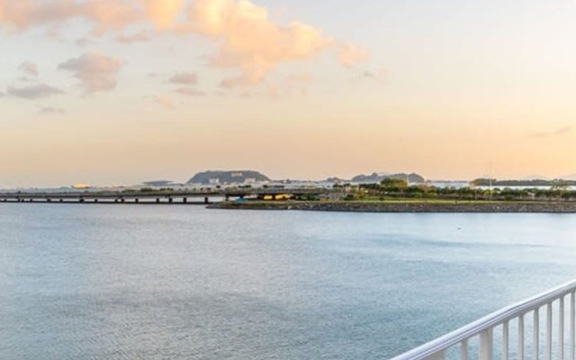 Captivating 1BR With Balcony in Panama