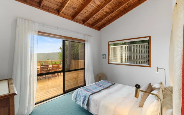 Perfectly Piha - Piha Holiday Home