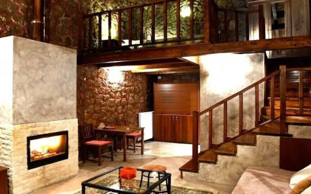 Paliokastro Guesthouse