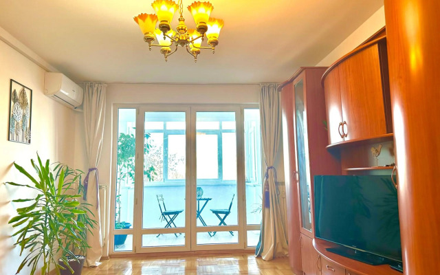 Vintage Bucharest apartment