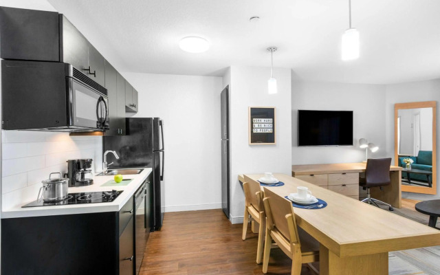 Sonesta Simply Suites Austin South