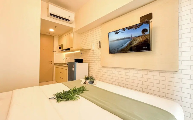 Simple And Good Deal Studio At Tokyo Riverside Pik 2 Apartment – Guest Rooms – Jakarta