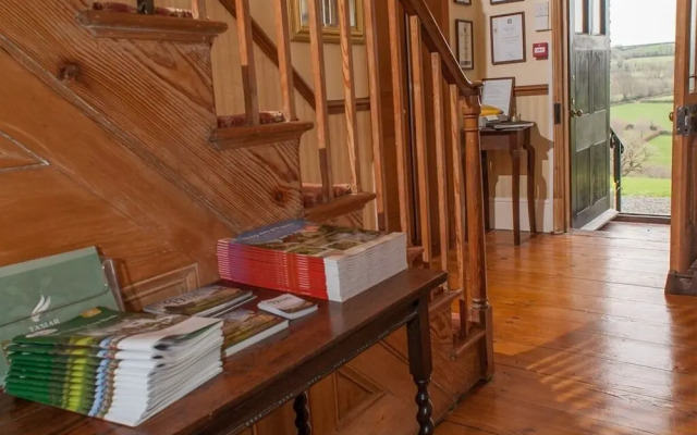 Beera Farmhouse