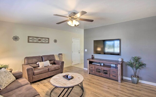 Bright & Sunny Tucson Hideaway w/ Backyard!