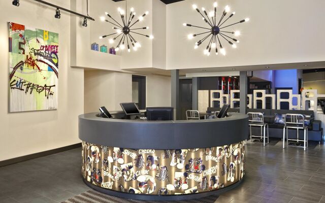 Aloft Calgary University