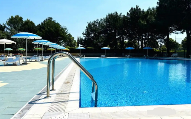 Apartment in Stunning Residence