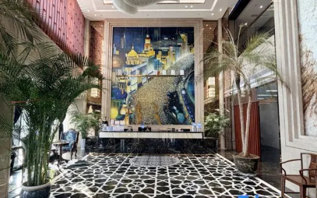 Peace Hotel – Outside – Jinan