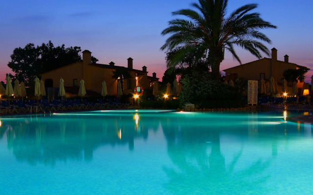 Son Bou Apartments