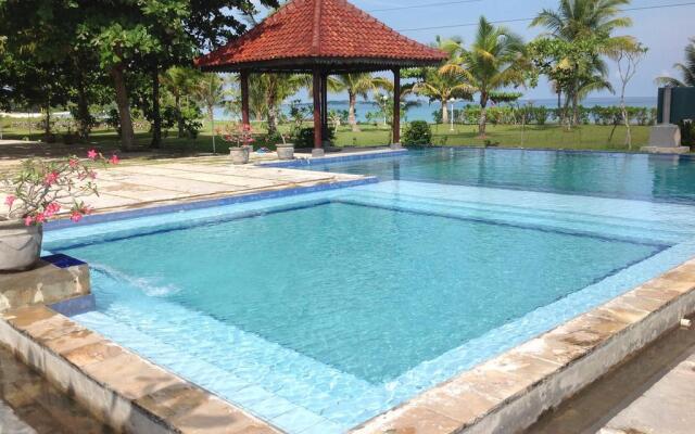 lorin beach resort belitung