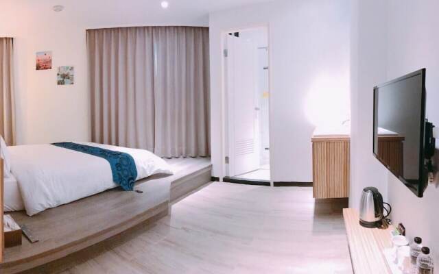 Yumi House