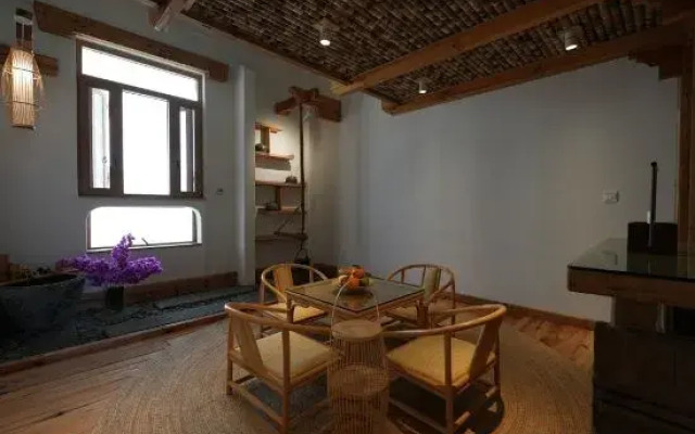 Senhuoyeshe B&B