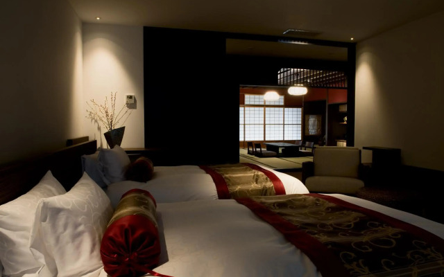 Kizashi The Suite