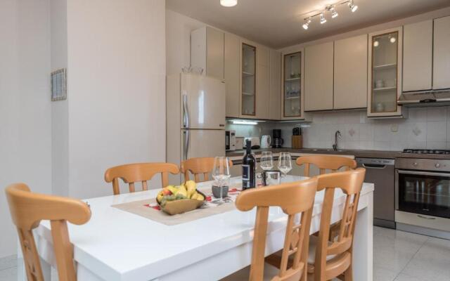 Stedi Apartment