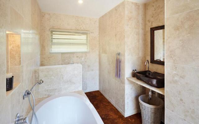 Vuyani Safari Lodge