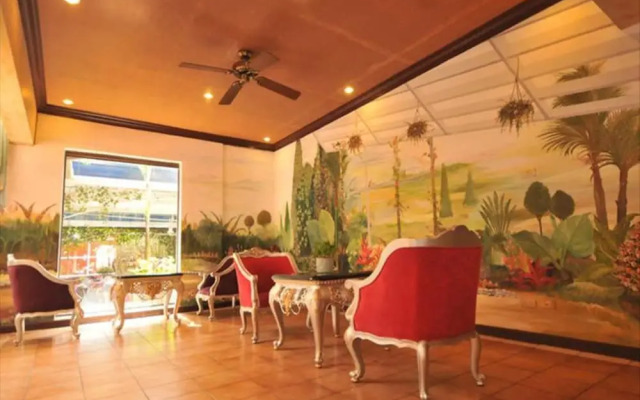 Queen Margarette Hotel - Main