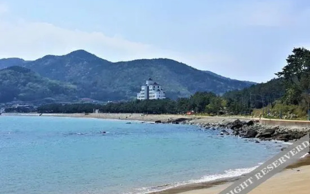 Southern Beach Hotel