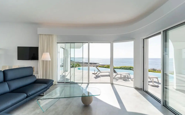 Villa Gaudina in Sant Llu s