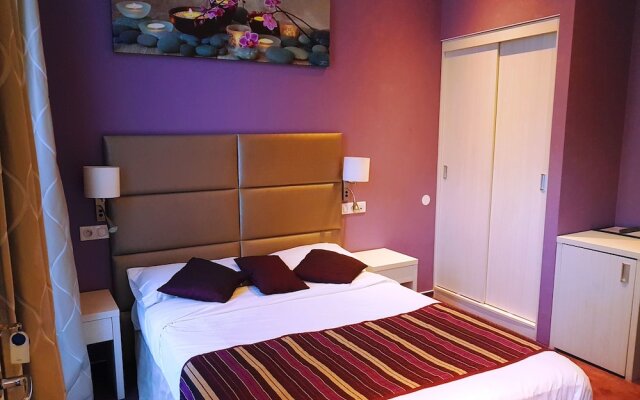 Irin Hotel