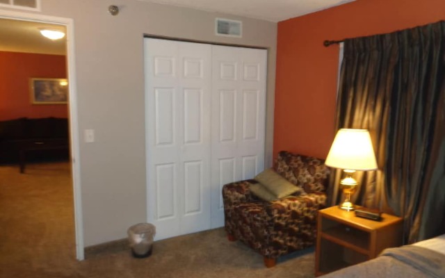 Riverview Suites Apartments