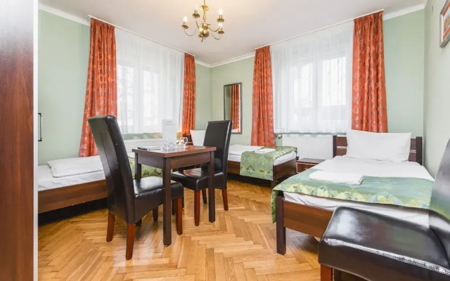 Hostel Biały Dom