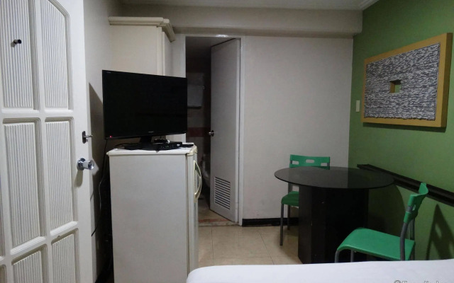 Ralph Anthony Suites