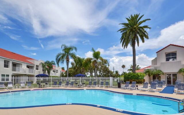 Vista Verde East by Vtrips