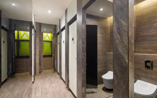 ST Signature Tanjong Pagar, DAYUSE, 8 hours: 10AM-6PM