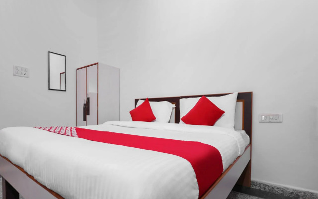 OYO 15243 Hotel Gulab Resort