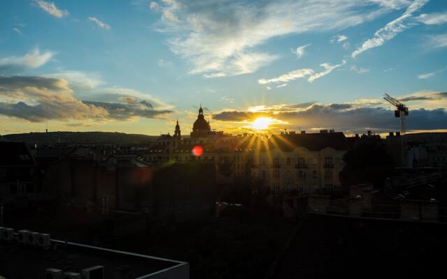 Elisabeth Downtown Apartments By Urbanrent