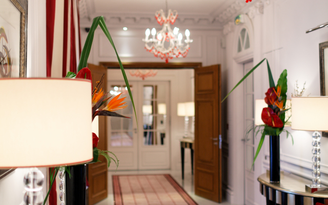 Majestic Hotel - SPA Champs Elysées