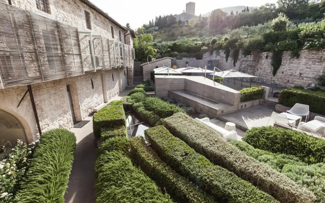 Nun Assisi Relais Spa Museum