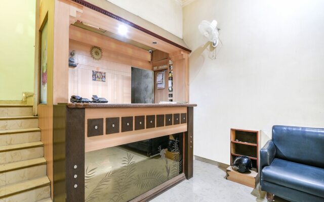 OYO 13926 Hotel Kala Laxmi