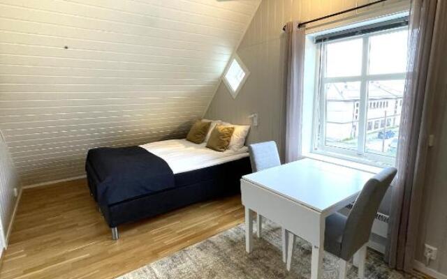 Presttind - Studio apartment with free parking