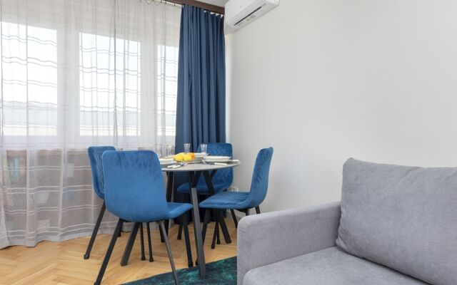 Al. Solidarnosci 92/95