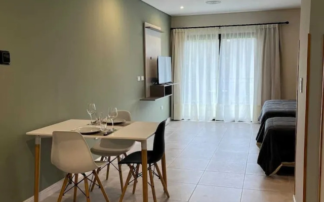 Los Robles Apart Hotel