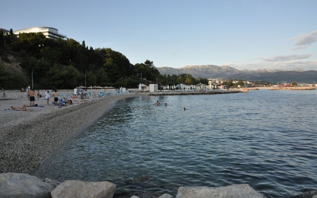 Holiday house Darko - with parking : Split, Riviera Split