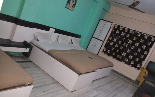 Hotel Kaustubh