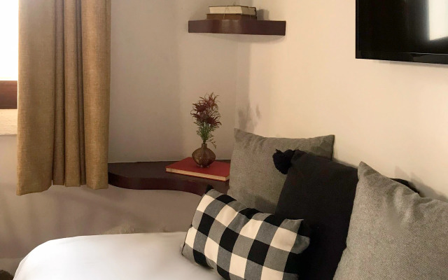 LEON DORMIDO Room & Apartments