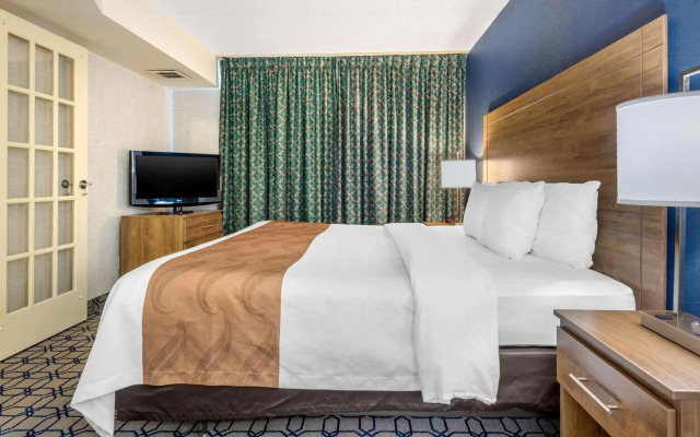 Quality Suites Whitby