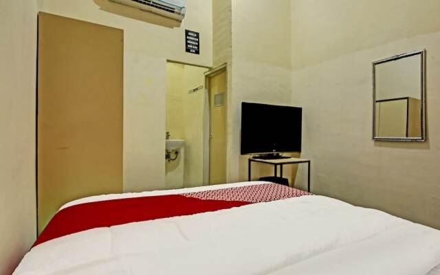 OYO Life 91268 Homestay Bu Erma Syariah