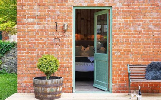 Bird & Carter Fonthill