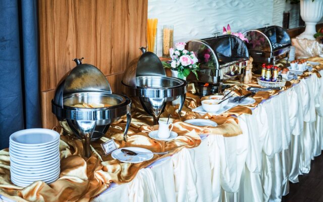 Mantra Varee Hotel