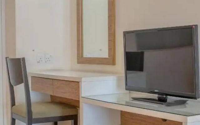 The CEO Executive Suites