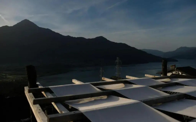 Appartamenti Montemezzo Le Case in Pietra