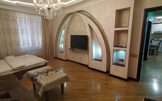 Bakuvi Tourist Apartment B219