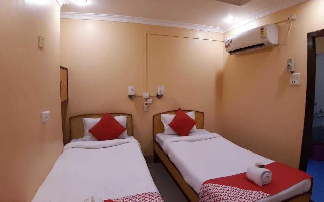 OYO 7359 Hotel Rhino